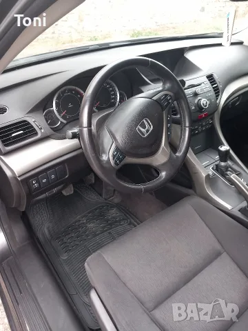 Продавам Honda Accord 2.2 I-DTEC, снимка 9 - Автомобили и джипове - 56457101