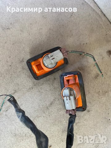 Мигач в калник за Нисан х трейл Т30.2001-2006Г, снимка 2 - Аксесоари и консумативи - 39012170