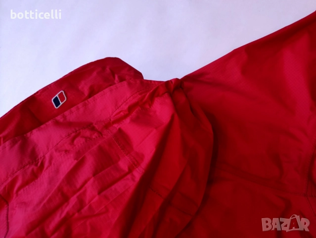 Berghaus Gore-Tex Paclite Women's - M/L - оригинално дамско яке, снимка 15 - Якета - 52042695