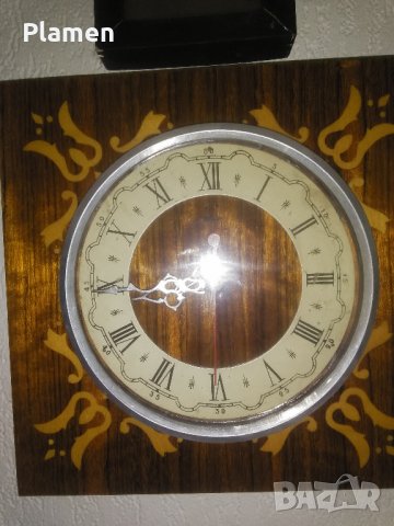 Стенен часовник Маяк , снимка 1 - Стенни часовници - 40020579