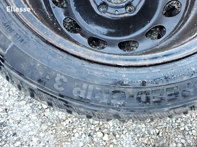 4 броя зимни Uniroyal, Semperit , снимка 10 - Гуми и джанти - 48093122