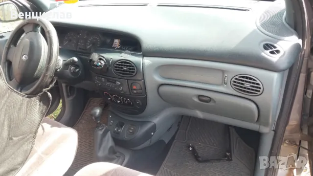 Renault Scenik  1.6 16V на части, снимка 6 - Автомобили и джипове - 49478875