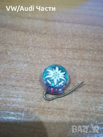 Стара значка БТС/БЪЛГАРСКИ ТУРИСТИЧЕСКИ СЪЮЗ 