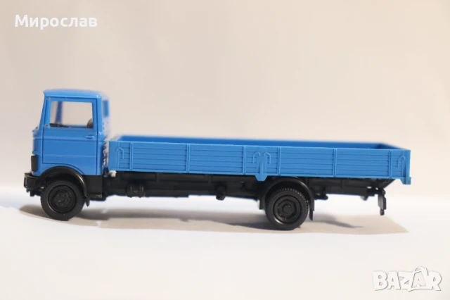HERPA 1:87 H0 MERCEDES BENZ КАМИОН КОЛИЧКА МОДЕЛ, снимка 2 - Колекции - 50586819