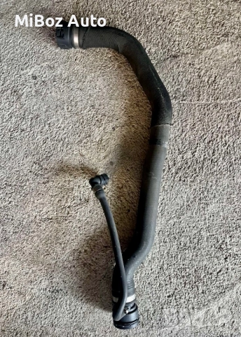 Тръба за охлаждаща течност BMW E 90 E91 2.0 diesel , снимка 2 - Части - 52158882