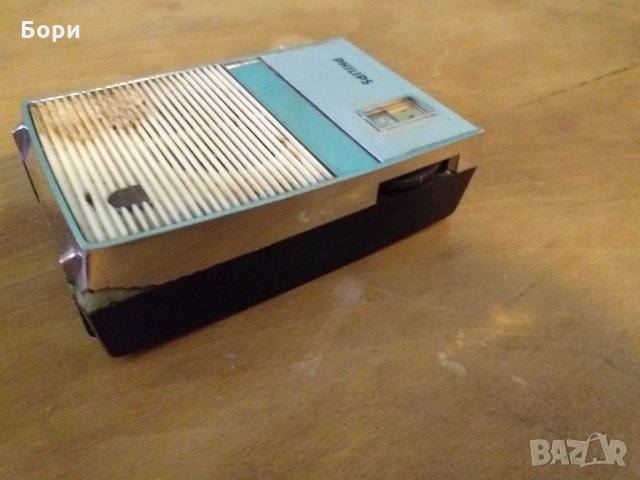 Радио PHILIPS, снимка 3 - Радиокасетофони, транзистори - 31734885