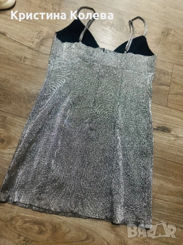 Дамска рокля в блестящо сребристо H&M , снимка 6 - Рокли - 52857663