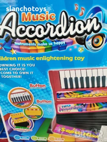 Акордеон с батерии, ''Веси'',с  вградени мелодии или самостоятелно свирене, снимка 1