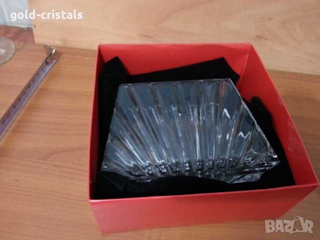 Кристален салфетник, снимка 6 - Антикварни и старинни предмети - 30064505