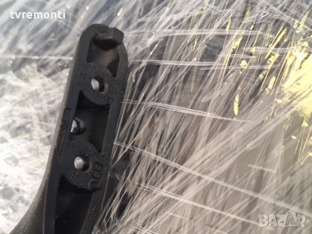 оригинална стойка крачета за телевизор LG модел 32LF592U, снимка 2 - Стойки, 3D очила, аксесоари - 48008054