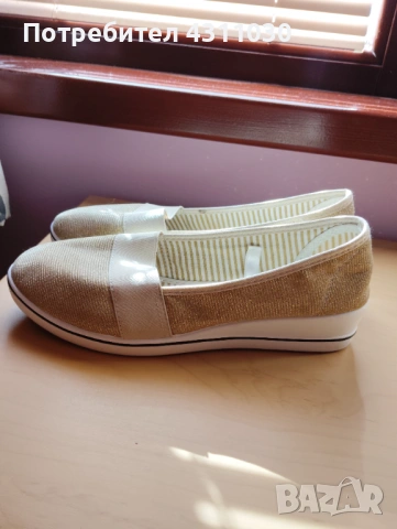 Златисти спортни балеринки Laura Torelii , снимка 3 - Маратонки - 53808429