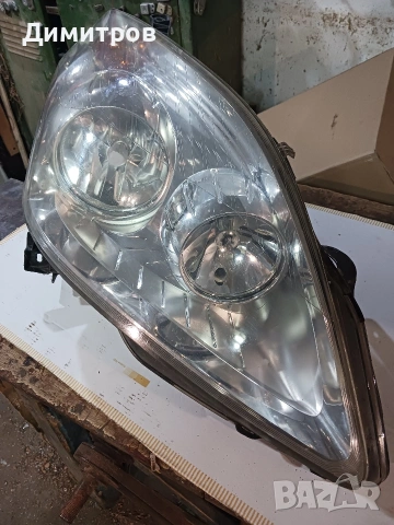 Фар Зафира б десен.