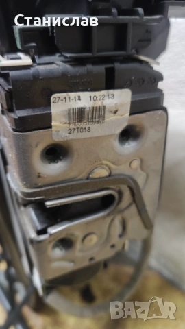 Оборудване за предна дясна врата на Mercedes-Benz CLK ,C117, 2017, снимка 5 - Части - 54233726