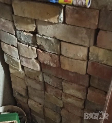 Тухли втора употреба в отлично състояние произведени в България.