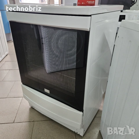 Датска свободностояща печка с индукционен плот AEG/VOSS/Electrolux - ГАРАНЦИЯ, снимка 3 - Печки, фурни - 54029965