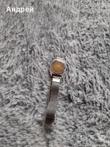 Стар часовник Заря,Zaria