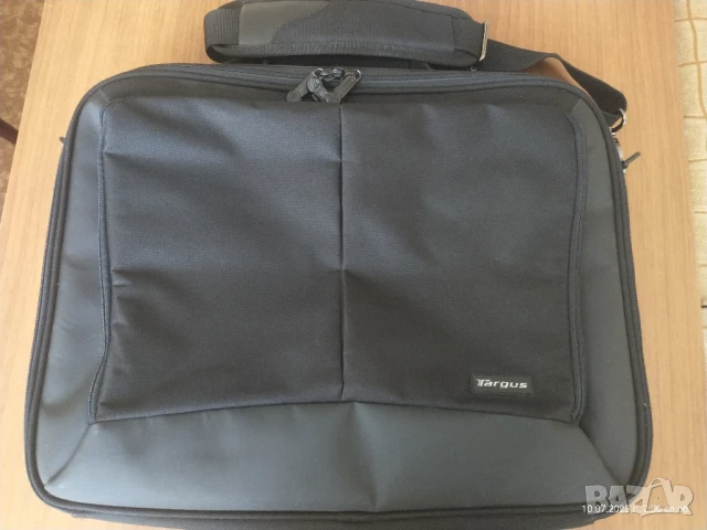 Чанта за лаптоп Targus – Отлично състояние
