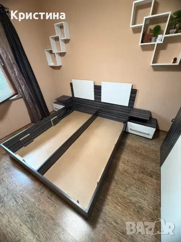 Спалня, нощни шкафчета и  тв шкаф