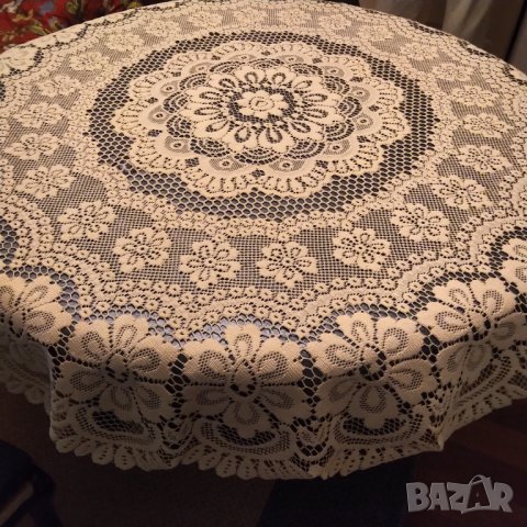 Немска ръчно изработена покривка за маса , снимка 2 - Покривки за маси - 40594902