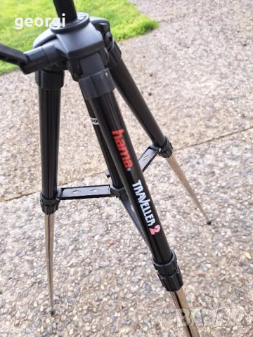 немски статив трипод за фотоапарат камера Hama traveller's 2     7/4, снимка 2 - Чанти, стативи, аксесоари - 49827139