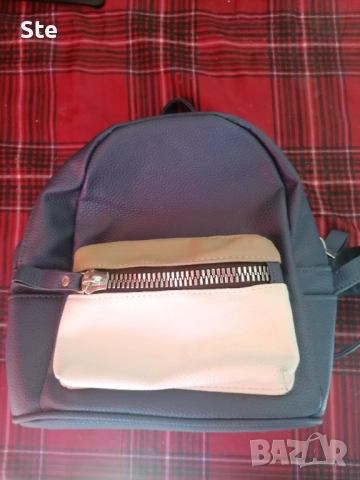 Нова синя дамска раница, снимка 5 - Раници - 51550061