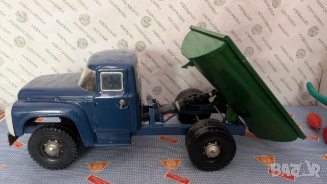 Стара играчка - ЗИЛ , снимка 3 - Колекции - 54313334