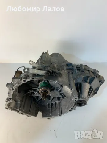 Ръчна пет степенна скоростна кутия Volvo S40 V40 S60 D5 2.4 D 163к.с. 1023678, снимка 2 - Части - 49917276