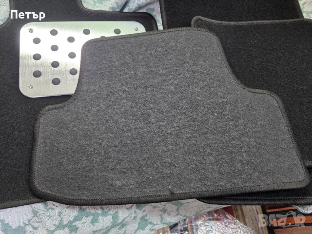 Продавам оригинални немски мокетни стелки за VW T-ROC., снимка 5 - Аксесоари и консумативи - 52181760