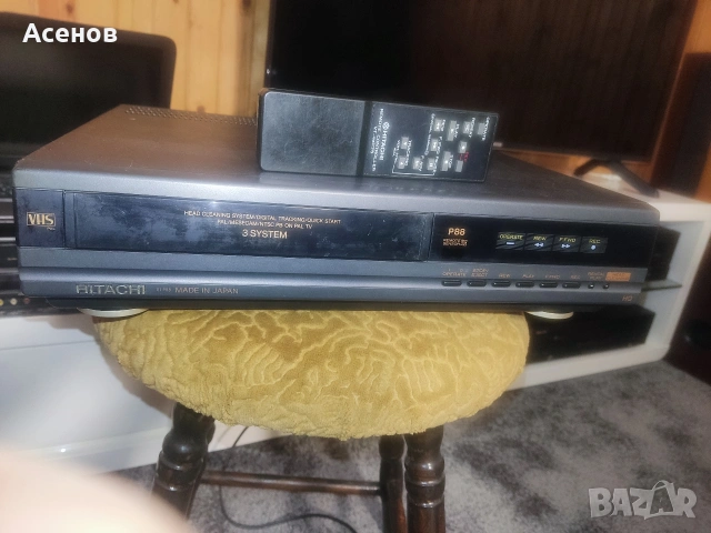 Продавам записващ видеокасетофон., снимка 3 - Плейъри, домашно кино, прожектори - 53179019