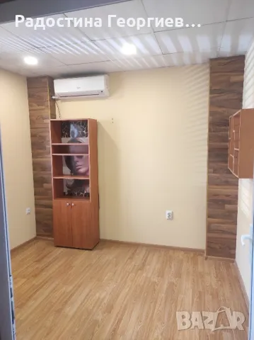 Салон " Цветен стил" предлага стая под наем за козметик, масажист и др. подобни услуги , снимка 7 - Магазини - 50083478