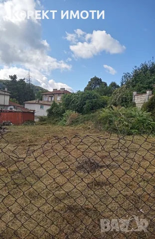 ПРОДАВА ПАРЦЕЛ за жилищно застрояване до бившата Военна болница, снимка 3 - Парцели - 56112803