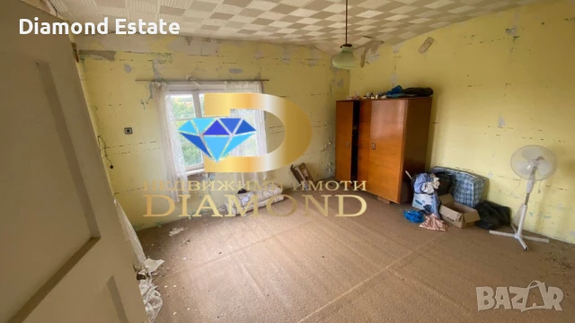 Двуетажна къща в село Бяло поле, обл. Стара Загора, снимка 9 - Къщи - 51285697