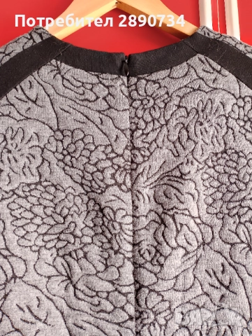 Плътна рокля с подплата , снимка 2 - Рокли - 52099287