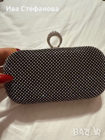 Нова парти коктейлна официална малка бална чанта сиви блестящи камъни с пръстен , снимка 2 - Чанти - 52516662