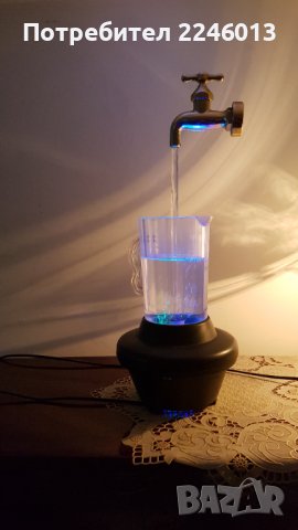Интересна нощна лампа-чешмичка, снимка 3 - Настолни лампи - 37882382