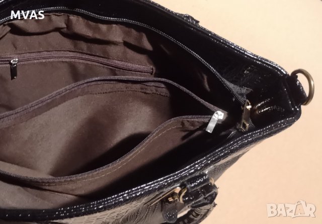 Нова голяма черна чанта лак за рамо, снимка 3 - Чанти - 31447580