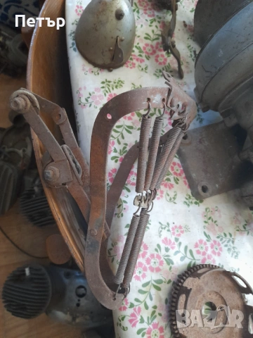 Продавам  седалка от  30те години, снимка 4 - Мотоциклети и мототехника - 54157799