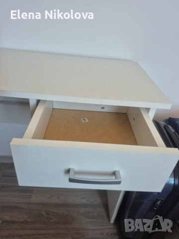 Продавам бюро 100х40, снимка 4 - Бюра - 54319807