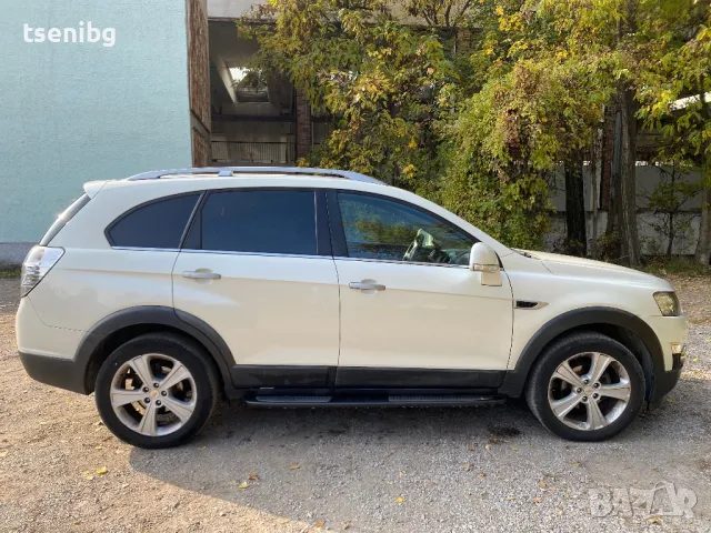 CHEVROLET CAPTIVA 2.2, 184 с.с., 4х4, кожа, с регистрация , снимка 3 - Автомобили и джипове - 47814103