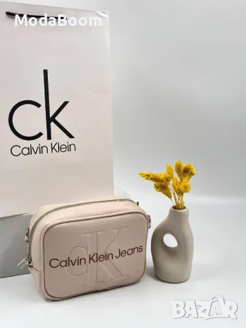 Calvin Klein дамски чанти Различни цветове , снимка 7 - Чанти - 48949553