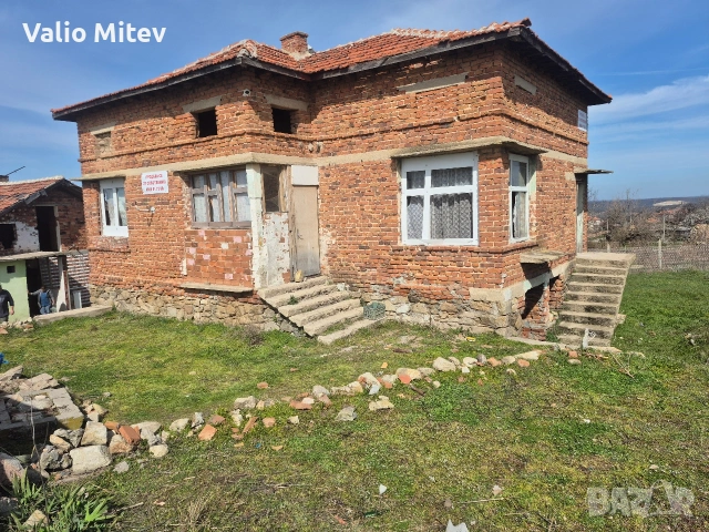 Къща в с.Александрово 80кв.