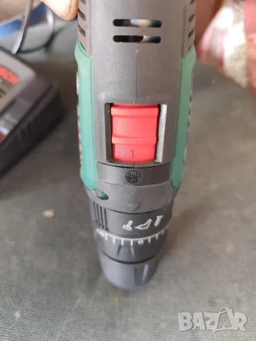 чисто нов винтоверт Bosch 18V с ново зарядно Bosch AL 1830 CV, снимка 5 - Винтоверти - 56130549