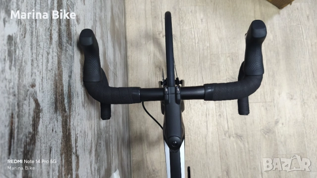 НОВ карбонов шосеен велосипед BMC Teammachine SLR SRAM Rival AXS Mavic Cosmic Elite | 58, снимка 18 - Велосипеди - 54288817