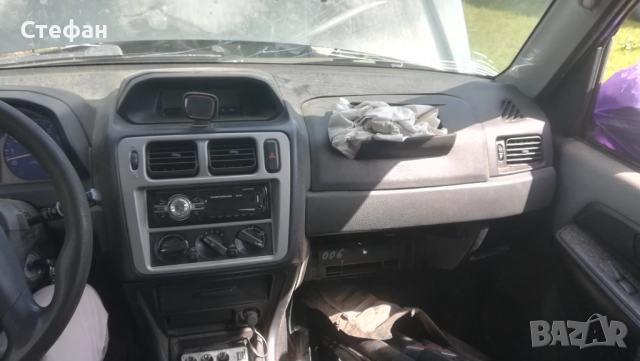 Митсубиши Паджеро Пинин 1,8 MPI с АГУ, снимка 6 - Автомобили и джипове - 52479400