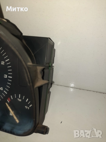 Километраж-табло с уреди за Фолксвген Голф 3ка Volkswagen Golf 3, снимка 4 - Части - 52887218