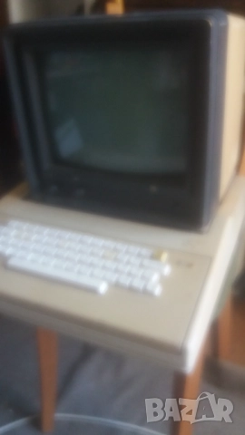 Ретро компютър Правец 8 М 