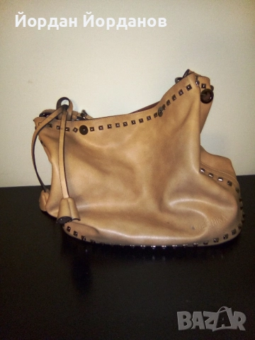 Продавам дамска маркова чанта „VERNIKA”