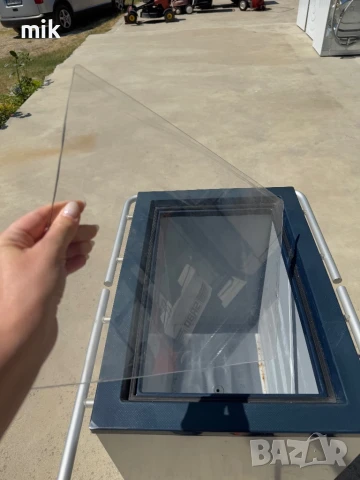 Малка витрина - Количка Bosch , снимка 6 - Хладилници - 50769107