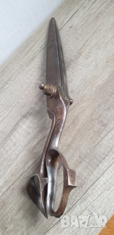 Големи шивашки ножици от началото на 20-ти век, снимка 7 - Антикварни и старинни предмети - 54008426