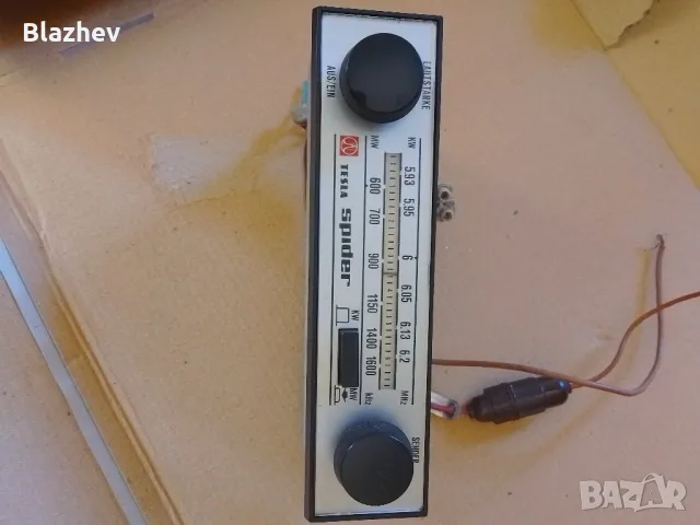 Радио Tesla Spider 12v, снимка 6 - Радиокасетофони, транзистори - 49419939